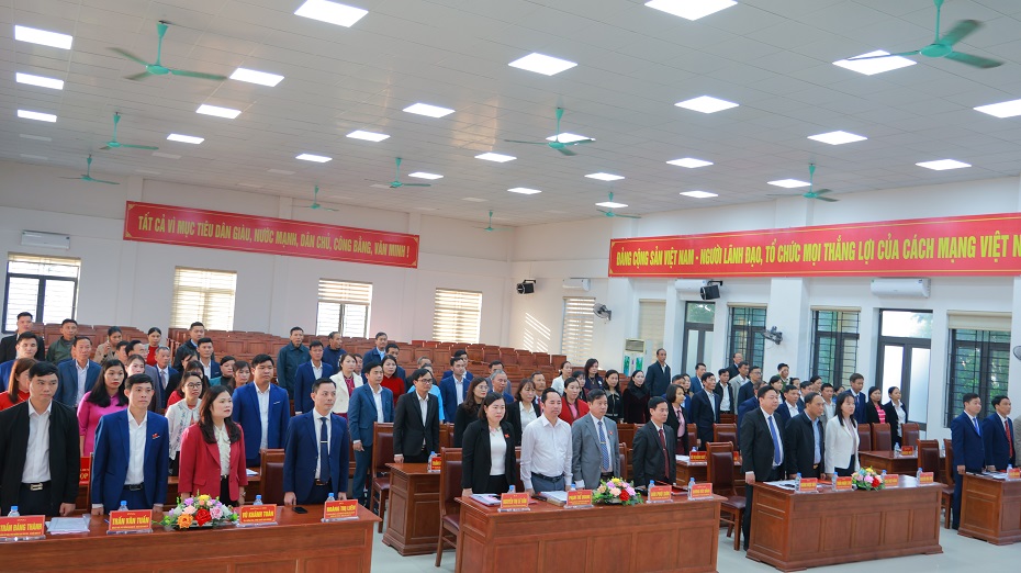 XÃ GIA HƯNG TỔ CHỨC KỲ HỌP THỨ TƯ, HĐND XÃ KHÓA XX, NHIỆM KỲ 2021 – 2026