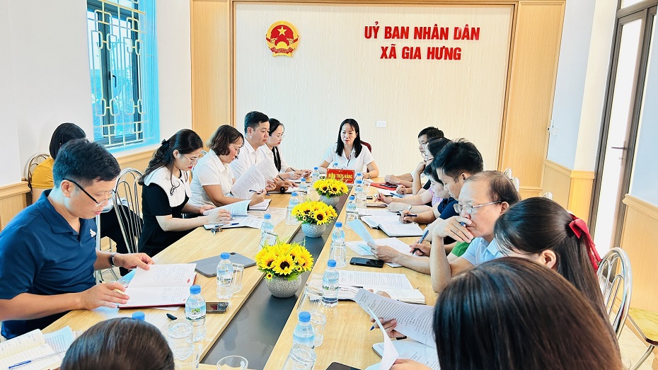 HỘI NGHỊ PHỔ CẬP GIÁO DỤC, XÓA MÙ CHỮ NĂM 2025 QUYẾT TÂM NÂNG CAO DÂN TRÍ, XÂY DỰNG XÃ HỘI HỌC TẬP